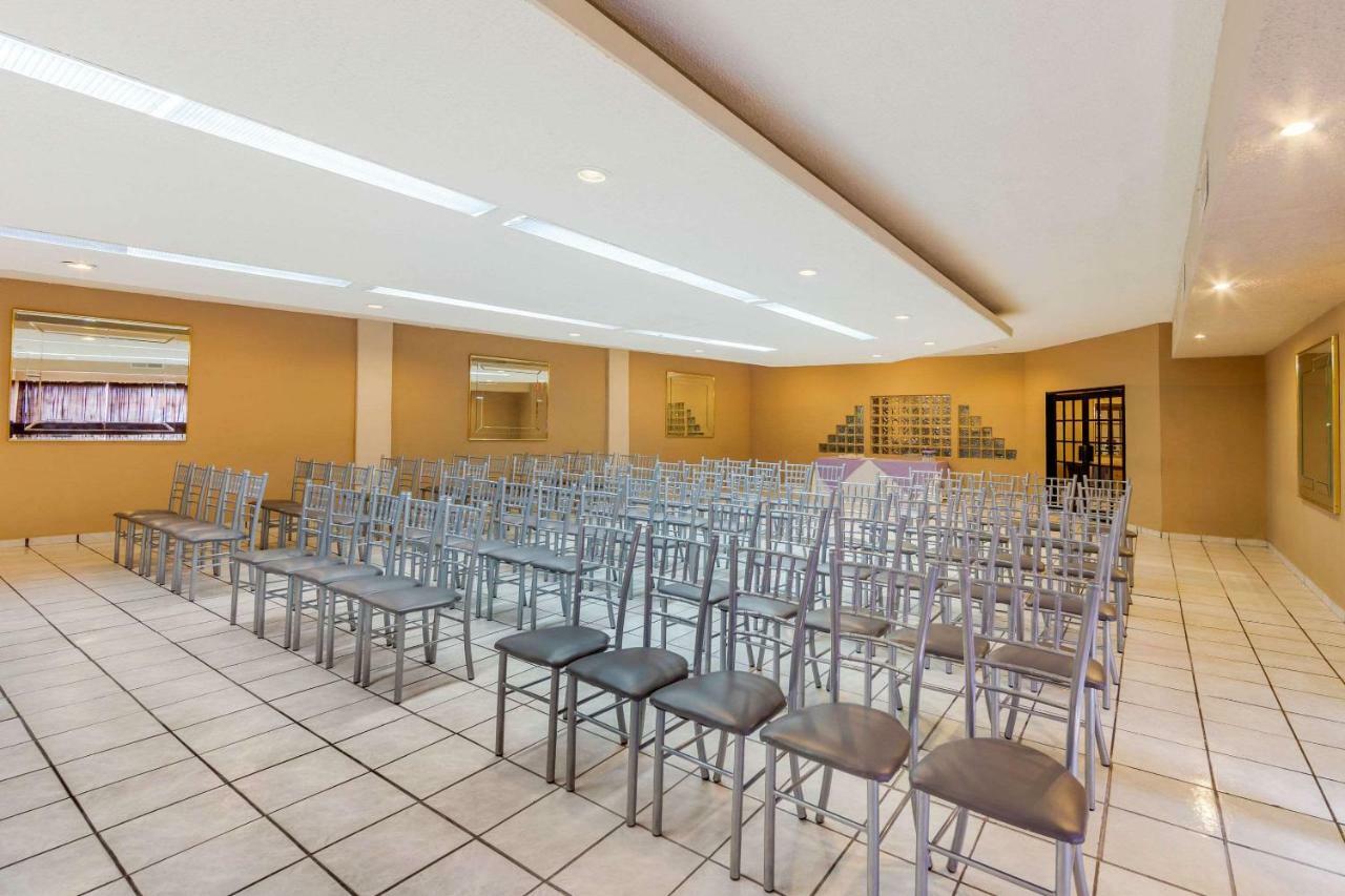 Quality Inn Piedras Negras Luaran gambar