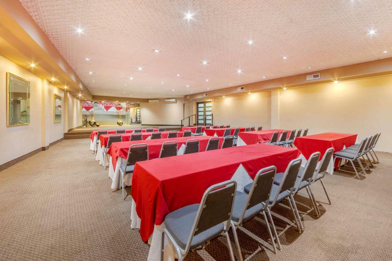 Quality Inn Piedras Negras Luaran gambar