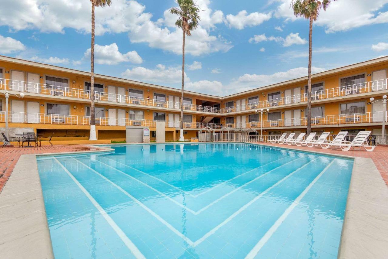 Quality Inn Piedras Negras Luaran gambar